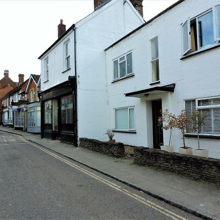 1 Bed Bagshot Pennyhill Accommodation Екстериор снимка